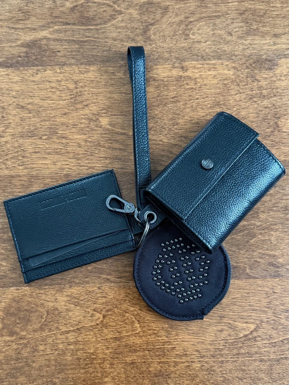 New Harley-Davidson Black Leather Key Case Studded Coin Pouch Wallet